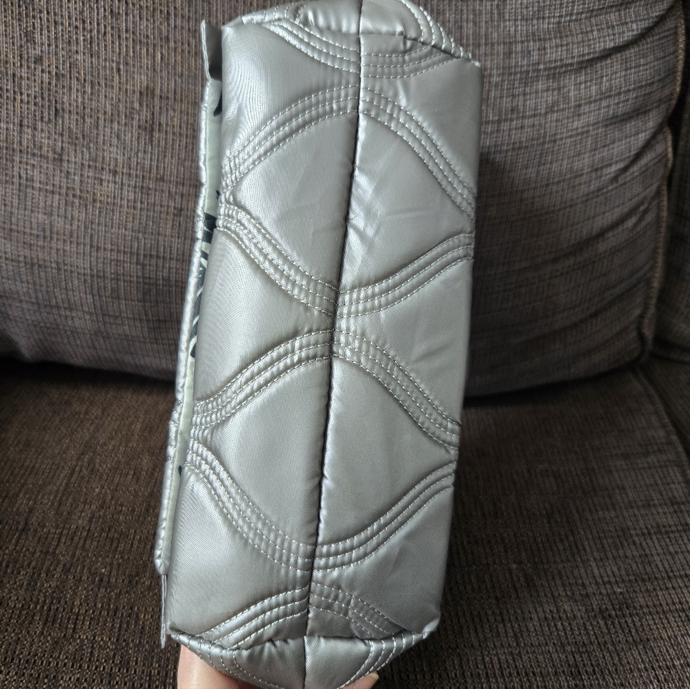 NWT Lug Conga Shoulder Bag in Metallic Pearl - Picture 6 of 6